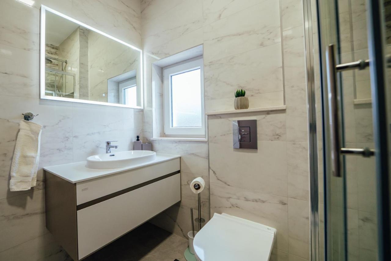 Apartman Mlikota Zagvozd Exterior photo